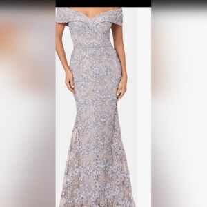 Xscape Silver Floral Lace Backless Dress
